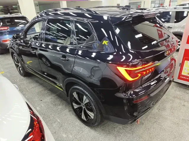 Roewe RX5 — Фото автомобиля 4