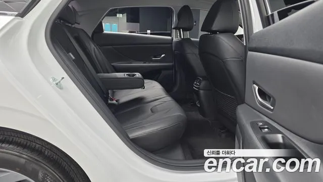 Hyundai Avante CN7 — Фото автомобиля 17