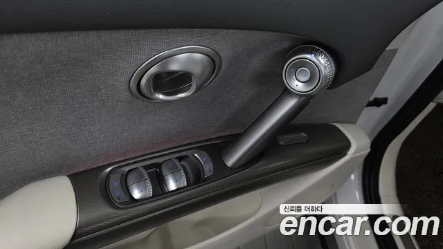 Genesis GV60 — Фото автомобиля 24
