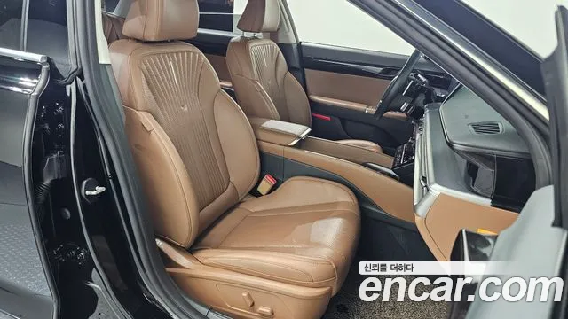 Hyundai Grandeur GN7 — Фото автомобиля 16