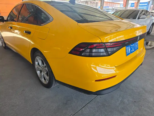 Honda Accord — Фото автомобиля 14