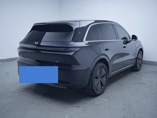 Li Auto L6 — Фото автомобиля 6