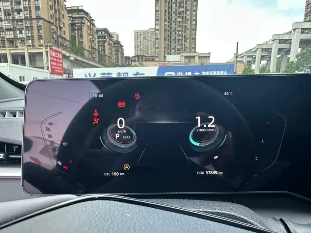 Changan Raeton Plus — Фото автомобиля 9
