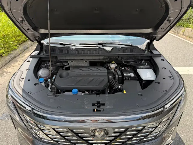 Changan CS75 Plus — Фото автомобиля 27
