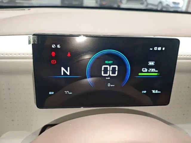 Wuling Hongguang Mini EV — Фото автомобиля 11