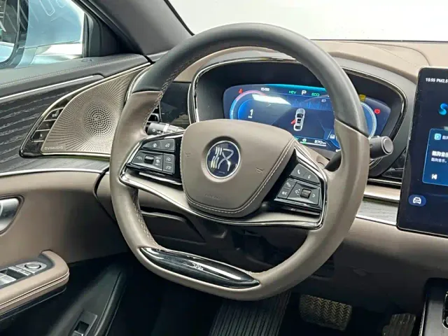 BYD Han — Фото автомобиля 20