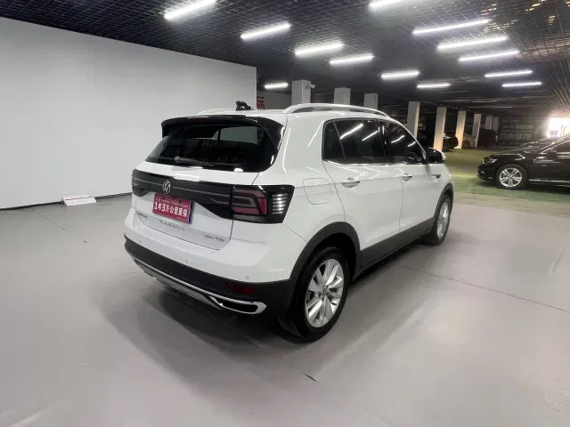 Volkswagen T-Cross — Фото автомобиля 30