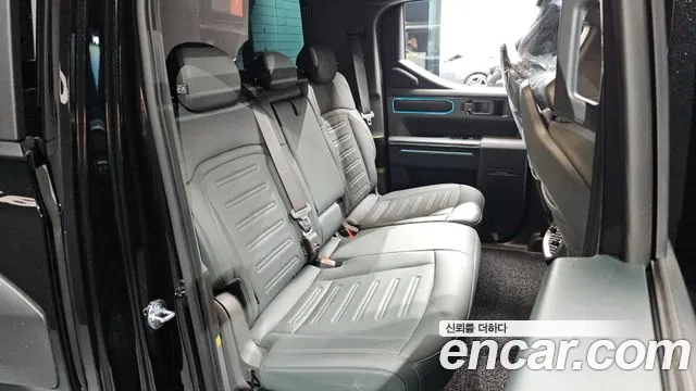 Kia Tasman Tasman 2.5T Бензин 2WD — Фото автомобиля 10