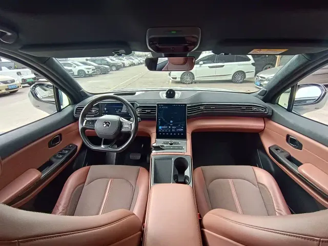 Nio EC6 — Фото автомобиля 12