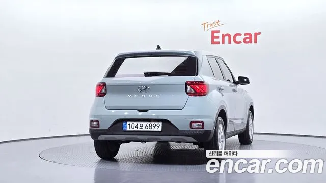 Hyundai Venue — Фото автомобиля 4