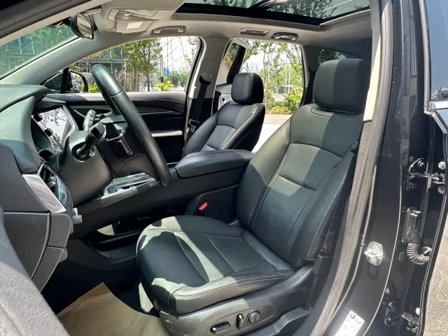 Buick Enclave — Фото автомобиля 7