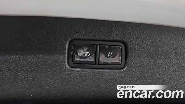 Genesis GV80 — Фото автомобиля 24