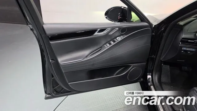 Genesis G80 RG3 — Фото автомобиля 13