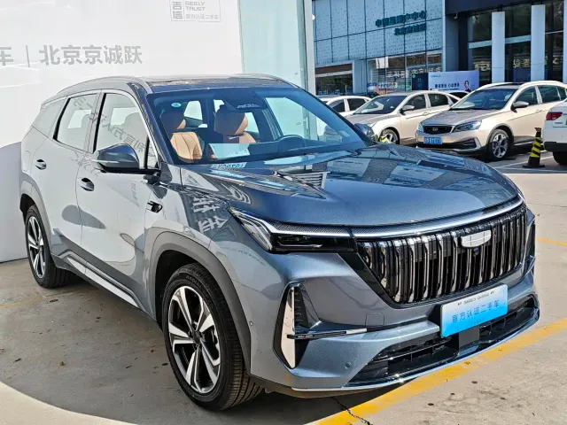 Geely Boyue L — Фото автомобиля 3