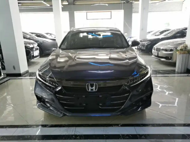 Honda Accord — Фото автомобиля 2