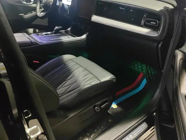 GAC Trumpchi GS8 — Фото автомобиля 8