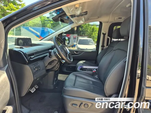 Hyundai Staria Staria — Фото автомобиля 10