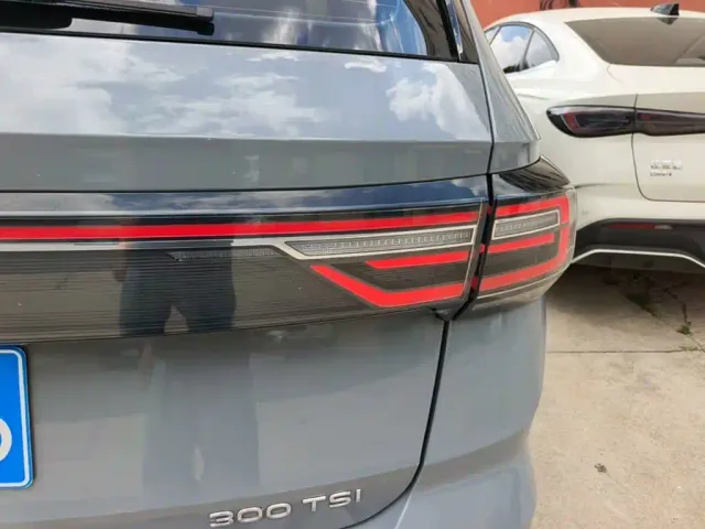 Volkswagen Tharu — Фото автомобиля 23