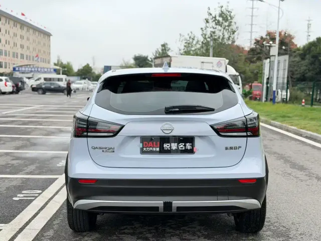 Nissan Qashqai — Фото автомобиля 8