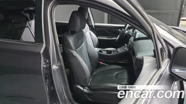 Hyundai Santa Fe Santa Fe (New) — Фото автомобиля 17