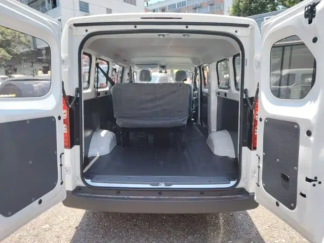 Wuling Yangguang — Фото автомобиля 18
