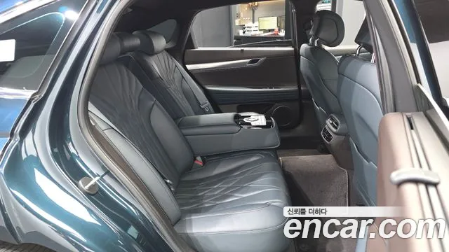Genesis G80 Бензин 2.5 турбо AWD — Фото автомобиля 12