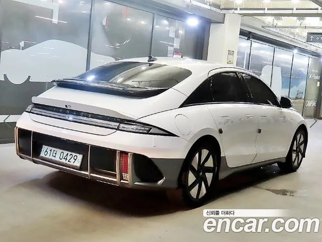 Hyundai Ioniq6 — Фото автомобиля 4