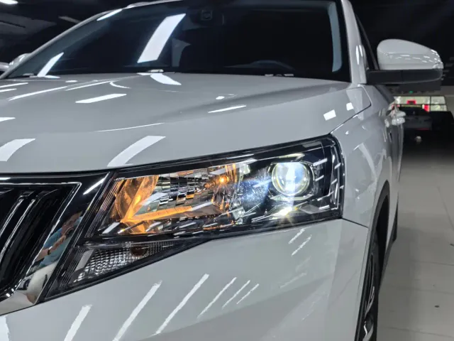 Skoda Kamiq — Фото автомобиля 4