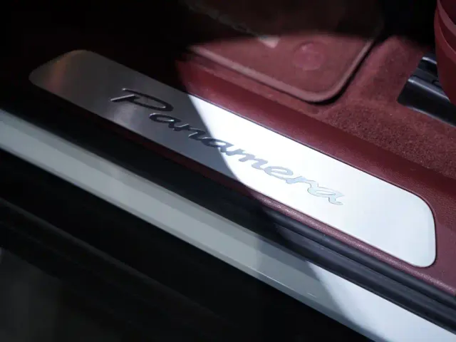 Porsche Panamera — Фото автомобиля 20
