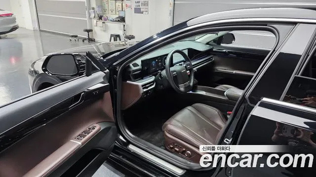 Hyundai Grandeur Grandeur (GN7) 2.5 Бензин 2WD — Фото автомобиля 9