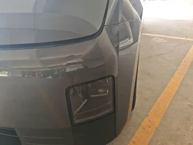 Li Auto MEGA — Фото автомобиля 23