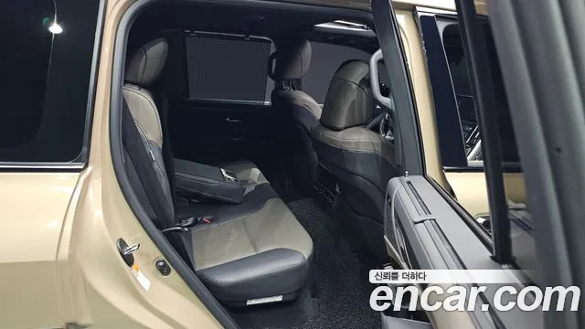 Lexus LX 4th Gen — Фото автомобиля 17