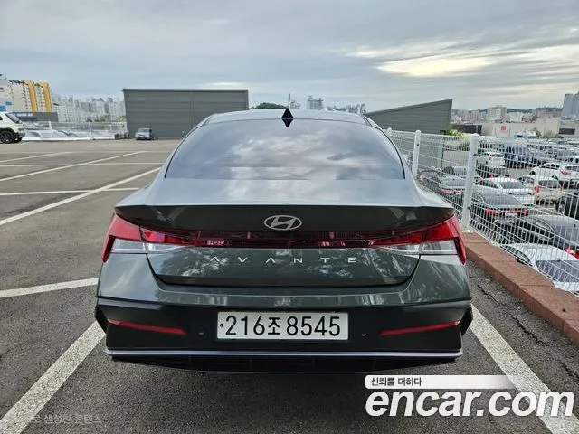 Hyundai Avante CN7 — Фото автомобиля 6