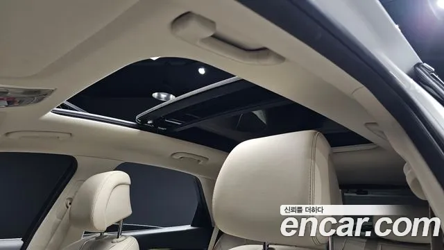 Genesis GV70 2.5T Бензин 2WD — Фото автомобиля 19