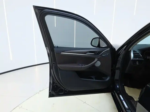 BMW X3 — Фото автомобиля 15