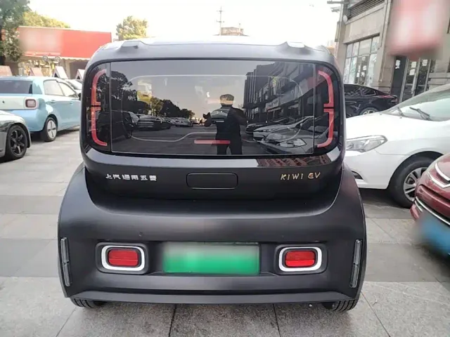 Baojun KiWi EV — Фото автомобиля 5