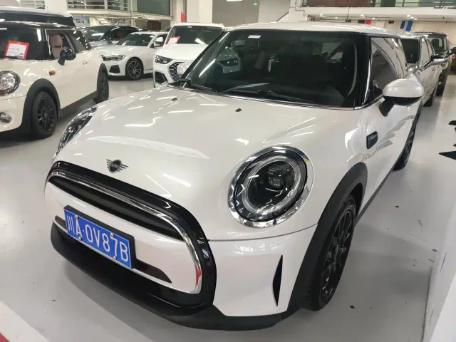 MINI Hatch — Фото автомобиля 2