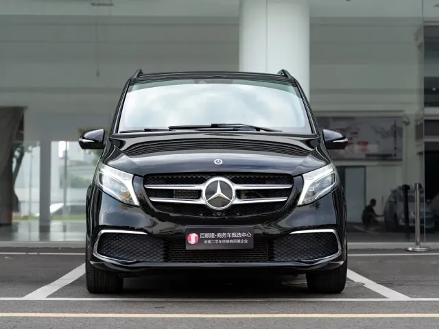 Mercedes-Benz V-Class — Фото автомобиля 2