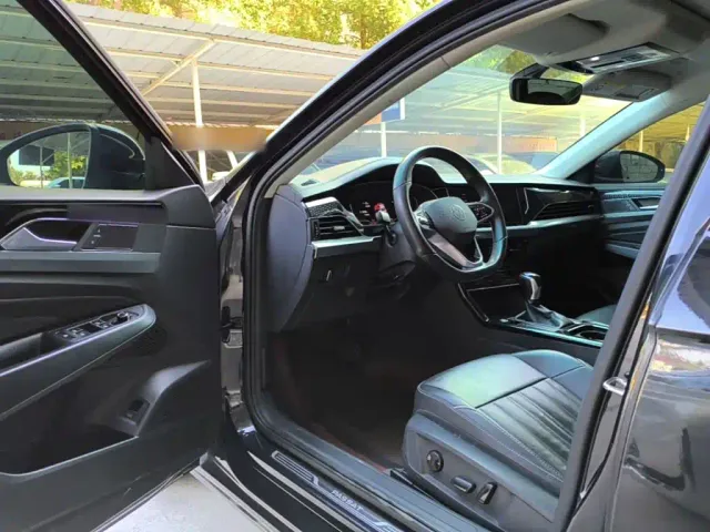 Volkswagen Passat — Фото автомобиля 15