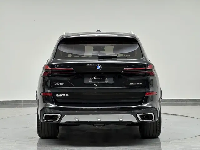 BMW X5 — Фото автомобиля 6