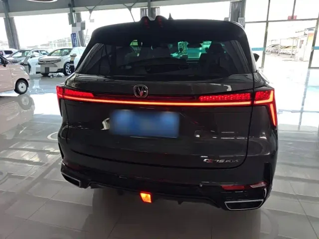 Changan CS75 Plus — Фото автомобиля 5