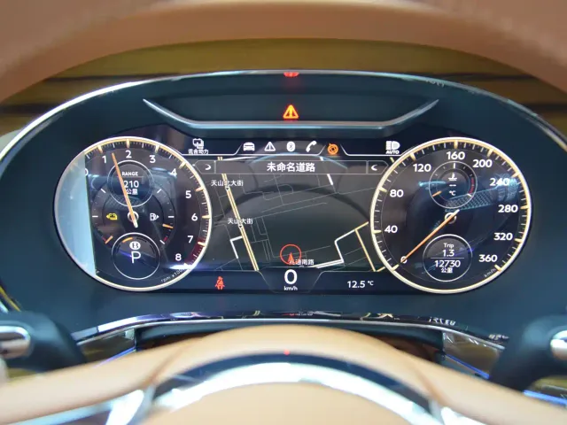 Bentley Flying Spur — Фото автомобиля 8