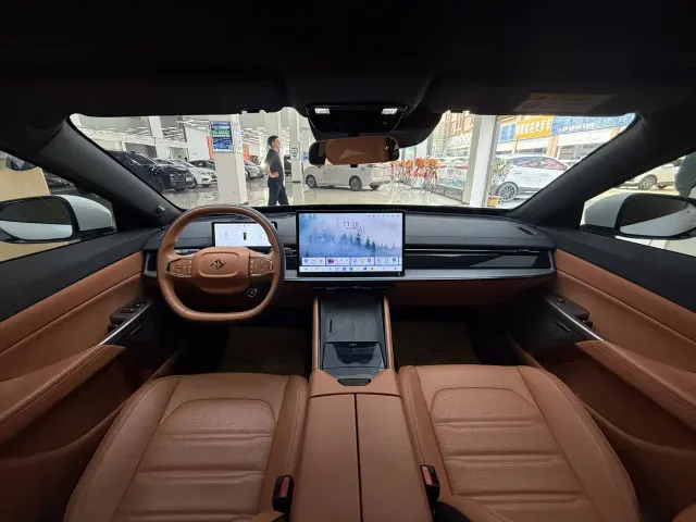 Dongfeng eπ 007 — Фото автомобиля 5