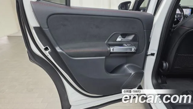 Mercedes-Benz GLB-Class X247 — Фото автомобиля 25