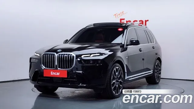 Фотография автомобиля — BMW X7 G07