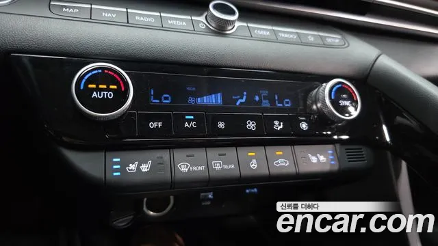 Hyundai AVANTE Avante (CN7) — Фото автомобиля 16