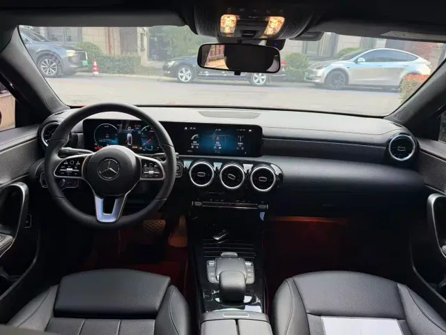 Mercedes-Benz A-Class — Фото автомобиля 7