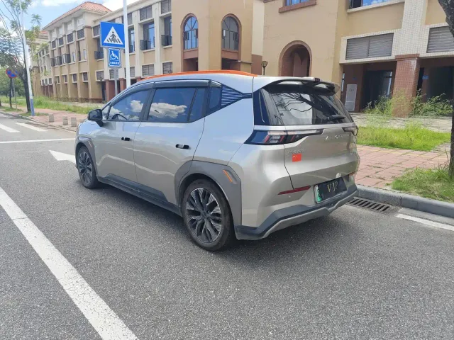 GAC Aion Y — Фото автомобиля 9