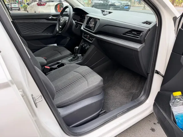 Volkswagen Tharu — Фото автомобиля 12