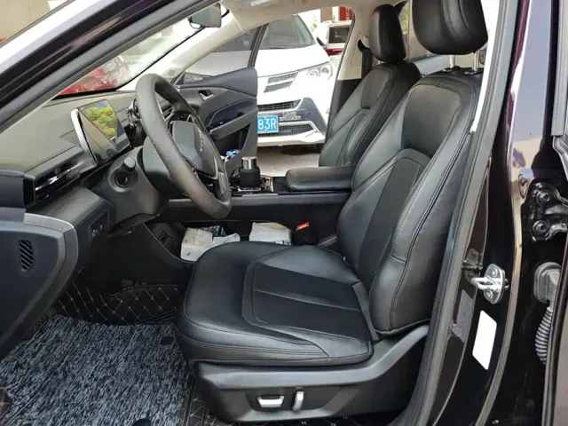 Wuling Starlight — Фото автомобиля 9